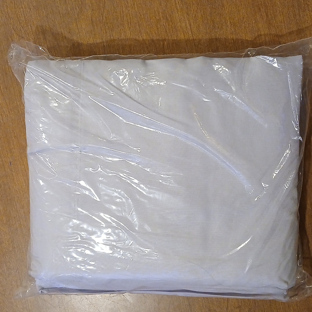 King Flat Sheet & 2 King Size Pillow Cases